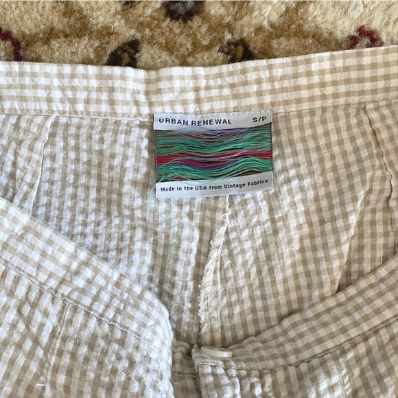 Urban Renewal Gingham Capris - Picture 4 of 5